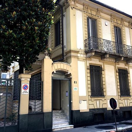 Bed and Breakfast Gabriele 83 Turín Exterior foto