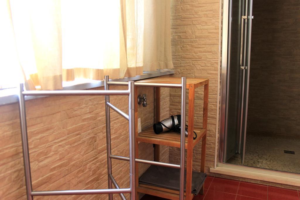 Bed and Breakfast Gabriele 83 Turín Exterior foto