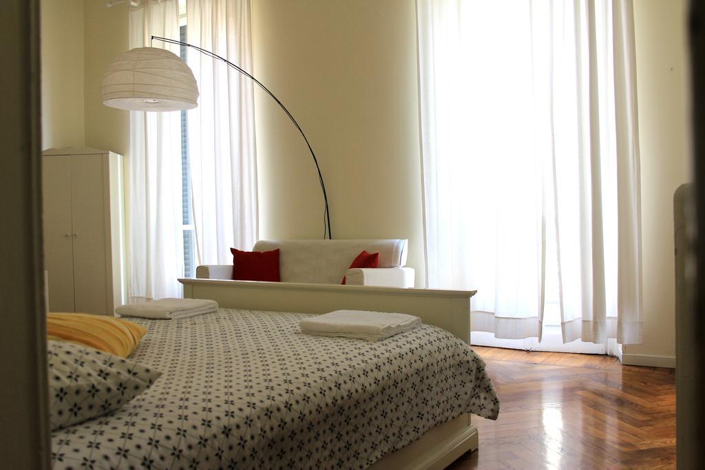 Bed and Breakfast Gabriele 83 Turín Exterior foto
